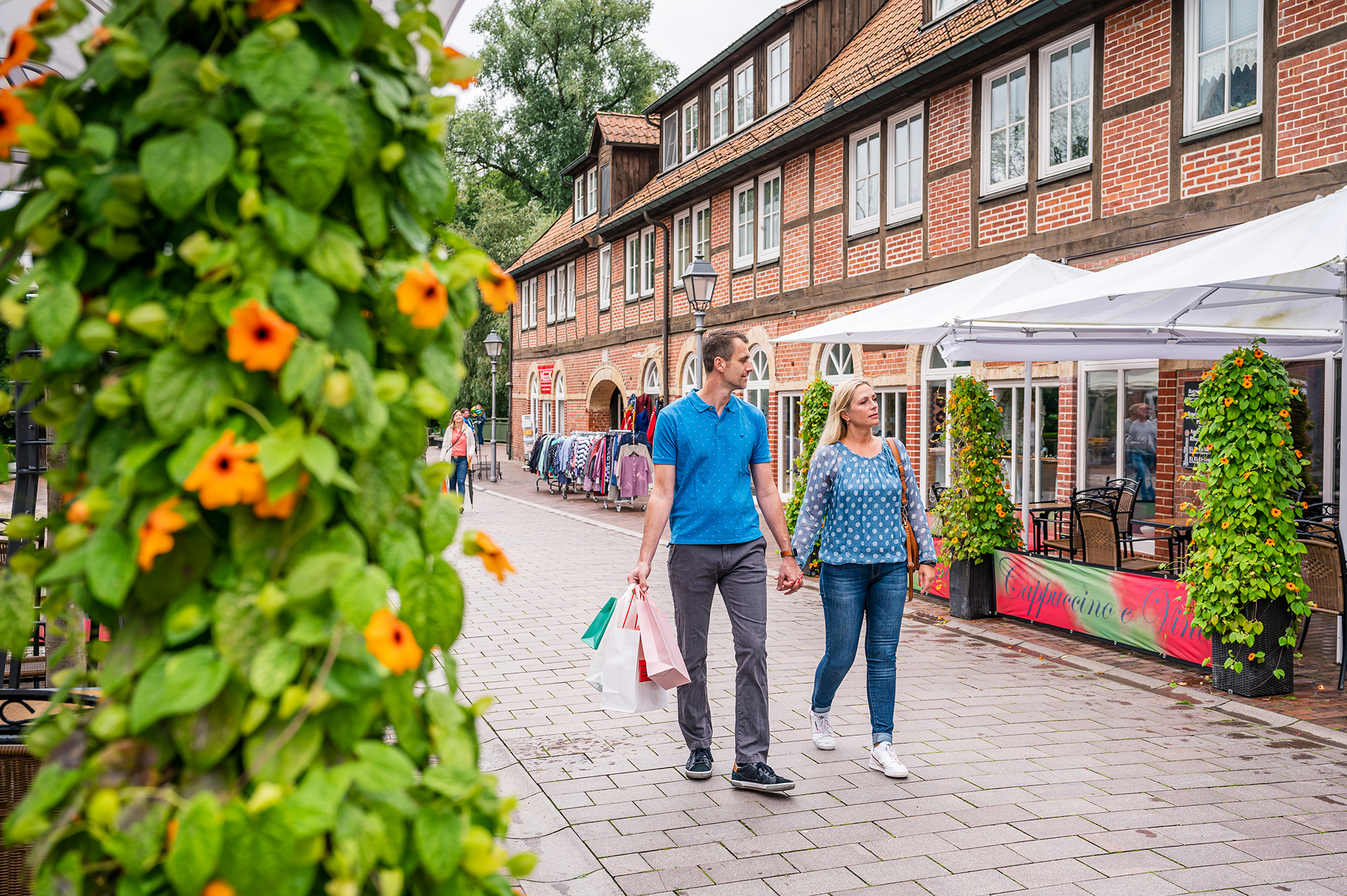 einkaufsbummel_in_der_innenstadt__30